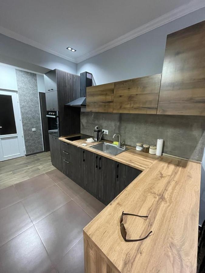 One Central Apartment Γιερεβάν Εξωτερικό φωτογραφία