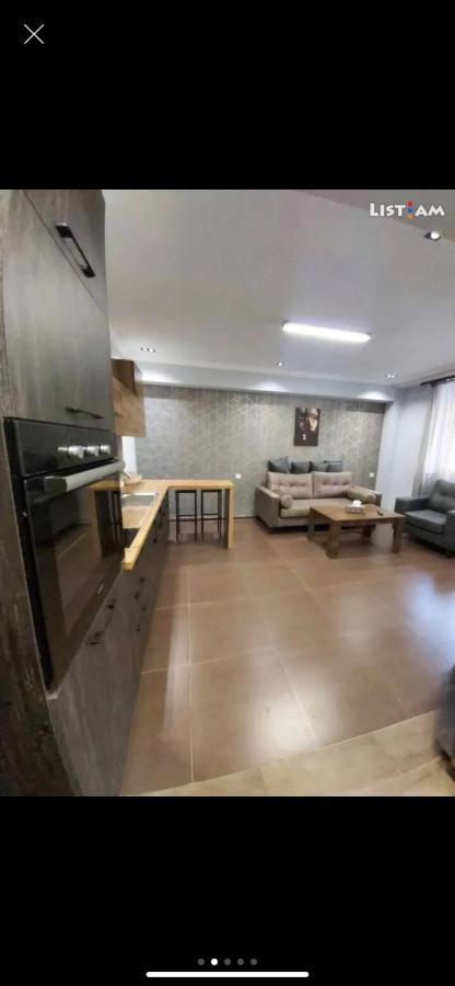 One Central Apartment Γιερεβάν Εξωτερικό φωτογραφία