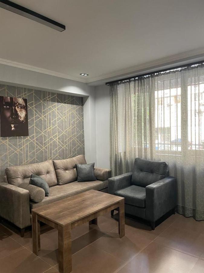 One Central Apartment Γιερεβάν Εξωτερικό φωτογραφία